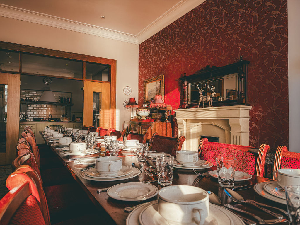 Table setting